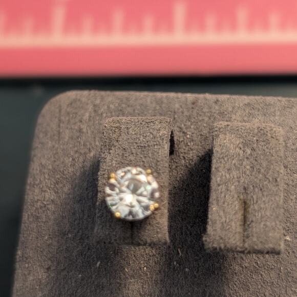 925 Sterling Gold Tone CZ Stud Single Earring - Picture 4 of 4